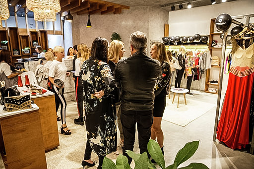 Eliana Oviedo - Showroom